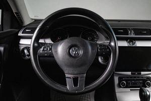 Седан Volkswagen Passat 2011 года, 1099000 рублей, Сургут