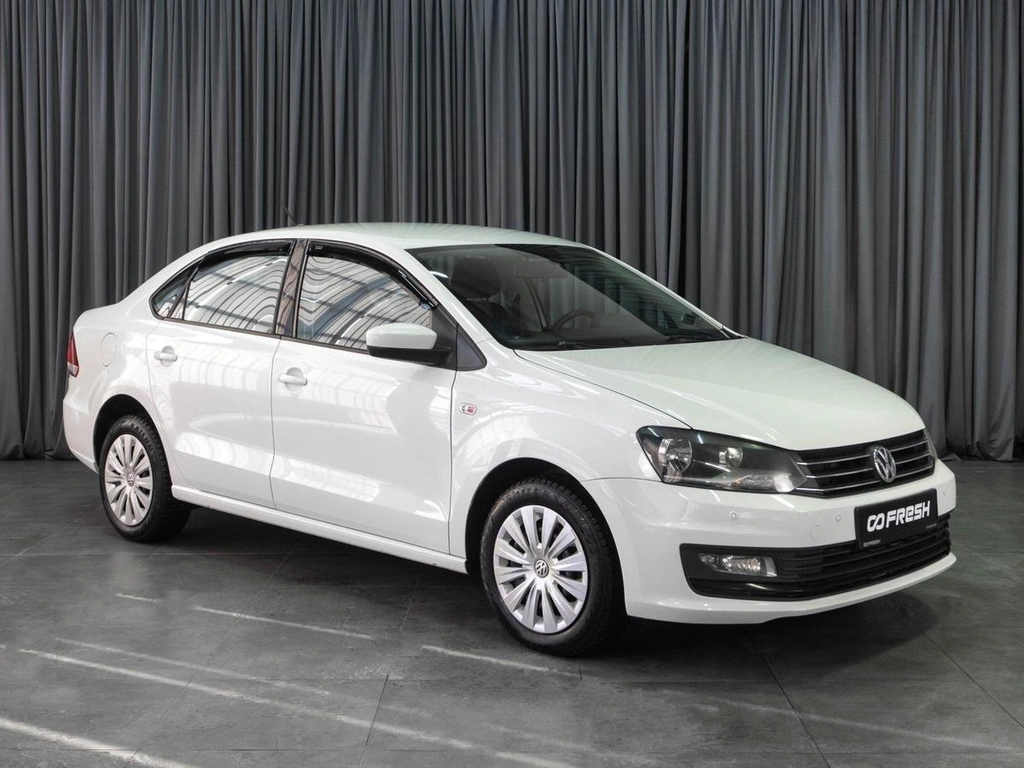 Седан Volkswagen Polo 2017 года, 1049000 рублей, Тюмень