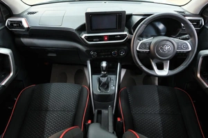 Внедорожник Toyota Raize 2020 года, 1909000 рублей, Омск