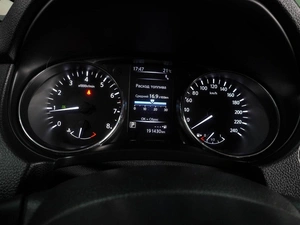 Внедорожник Nissan X-Trail 2018 года, 1899000 рублей, Воронеж