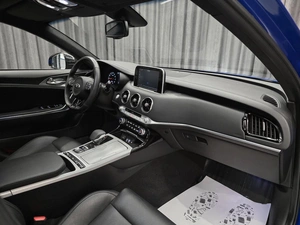 Лифтбек Kia Stinger 2018 года, 2599000 рублей, Красноярск