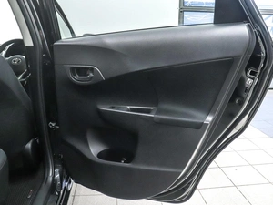 Хетчбэк Toyota Ractis 2011 года, 790000 рублей, Красноярск