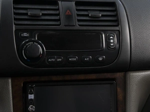 Седан Chevrolet Evanda 2004 года, 280000 рублей, Омск