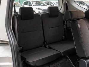 Минивэн Toyota Sienta 2019 года, 1450000 рублей, Краснодар