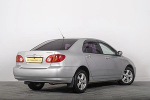 Седан Toyota Corolla 2003 года, 499000 рублей, Томск