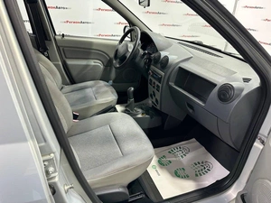 Седан Renault Logan 2009 года, 435000 рублей, Красноярск