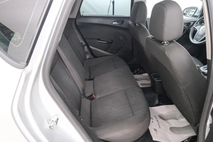 Хетчбэк Opel Astra 2012 года, 899000 рублей, Красноярск