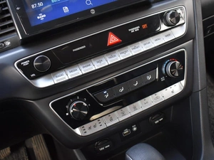 Седан Hyundai Sonata 2018 года, 1855000 рублей, Краснодар