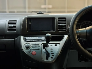 Минивэн Toyota Wish 2005 года, 847000 рублей, Красноярск