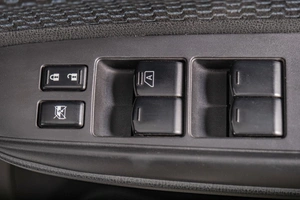 Хетчбэк Nissan Note 2016 года, 899000 рублей, Томск