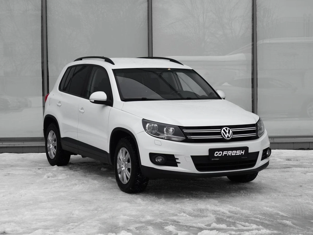 Внедорожник Volkswagen Tiguan 2016 года, 1740000 рублей, Тверь