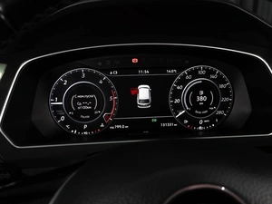 Внедорожник Volkswagen Tiguan 2017 года, 2749000 рублей, Тюмень