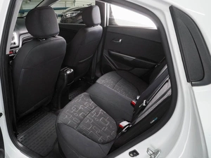 Седан Kia Rio 2014 года, 1174000 рублей, Воронеж