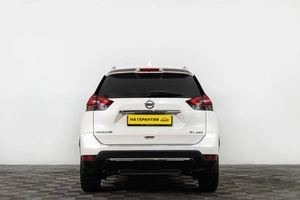 Внедорожник Nissan Rogue 2017 года, 1969000 рублей, Сургут