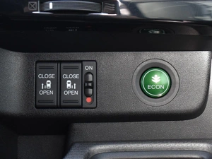 Минивэн Honda Stepwgn Spada 2019 года, 2398000 рублей, Краснодар