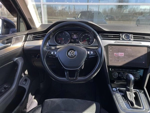 Универсал Volkswagen Passat 2017 года, 1700000 рублей, Ярославль