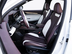 Внедорожник Geely Monjaro 2023 года, 3040000 рублей, Краснодар