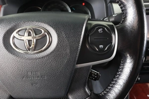 Седан Toyota Camry 2014 года, 1689000 рублей, Пермь