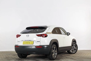 Хетчбэк Mazda MX-30 2020 года, 2349000 рублей, Тюмень