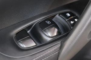 Внедорожник Nissan Qashqai 2017 года, 2199000 рублей, Омск
