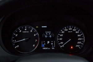 Внедорожник Mitsubishi Outlander 2021 года, 2577000 рублей, Красноярск