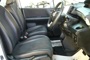 Минивэн Honda Freed 2014 года, 1399000 рублей, Омск
