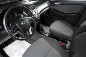 Седан Hyundai Solaris 2012 года, 819000 рублей, Тюмень
