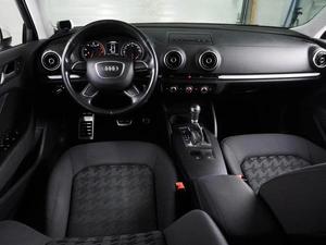 Хетчбэк Audi A3 2013 года, 1279000 рублей, Воронеж