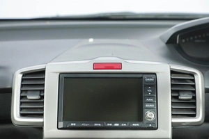 Минивэн Honda Freed 2010 года, 999000 рублей, Новосибирск