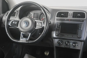 Седан Volkswagen Polo 2018 года, 1179000 рублей, Кемерово