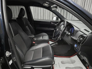 Универсал Toyota Corolla Fielder 2018 года, 1190000 рублей, Красноярск