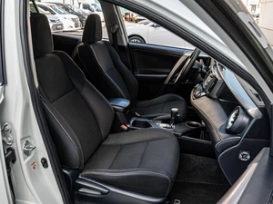 Внедорожник Toyota RAV4 2015 года, 1990000 рублей, Краснодар