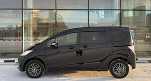 Минивэн Honda Freed 2013 года, 1162000 рублей, Красноярск