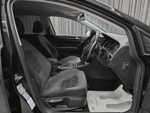 Хетчбэк Volkswagen Golf 2015 года, 1249000 рублей, Красноярск