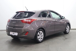 Хэтчбек Hyundai i30 2014 года, 1300000 рублей, Брянск