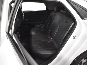 Седан Hyundai Elantra 2024 года, 2178100 рублей, Казань