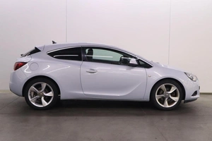 Хэтчбек Opel Astra 2012 года, 880000 рублей, Брянск