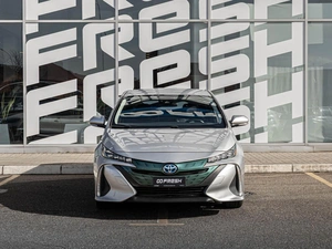 Лифтбек Toyota Prius 2017 года, 2290000 рублей, Краснодар