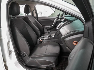 Хетчбэк Ford Focus 2015 года, 949900 рублей, Воронеж