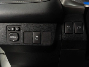 Внедорожник Toyota RAV4 2014 года, 2299000 рублей, Тюмень