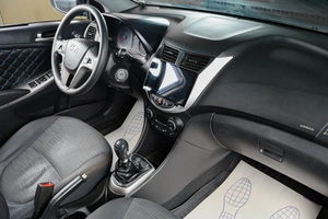 Седан Hyundai Solaris 2016 года, 1179000 рублей, Тюмень