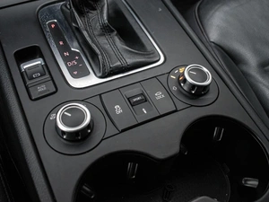 Внедорожник Volkswagen Touareg 2012 года, 2660000 рублей, Краснодар