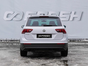 Внедорожник Volkswagen Tiguan 2019 года, 2420000 рублей, Волгоград