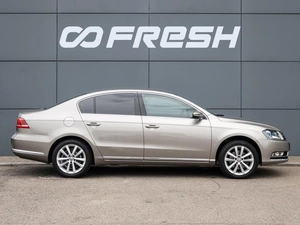 Седан Volkswagen Passat 2012 года, 1180000 рублей, Краснодар