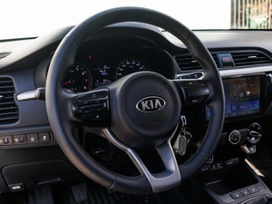 Хетчбэк Kia Rio X-Line 2019 года, 1599000 рублей, Большой Сочи