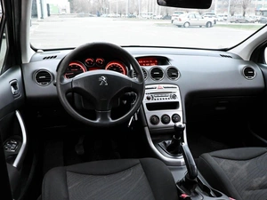 Хетчбэк Peugeot 308 2012 года, 590000 рублей, Волгоград