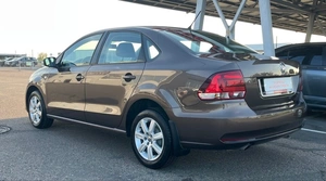 Седан Volkswagen Polo 2016 года, 1089000 рублей, Абакан