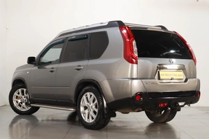 Внедорожник Nissan X-Trail 2011 года, 1349000 рублей, Челябинск