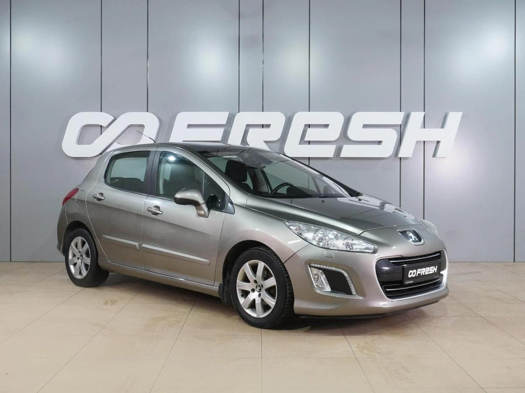 Хетчбэк Peugeot 308 2012 года, 670000 рублей, Воронеж