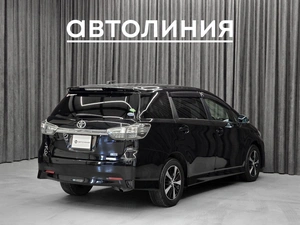Минивэн Toyota Wish 2012 года, 1340000 рублей, Красноярск